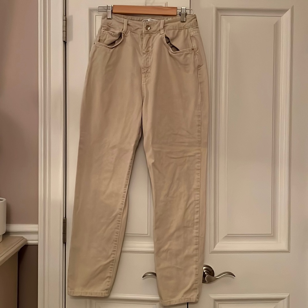 Zara Beige Mom Jeans